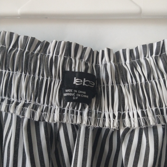 Bebe Off the shoulder Striped Crop Top - Picture 11 of 12